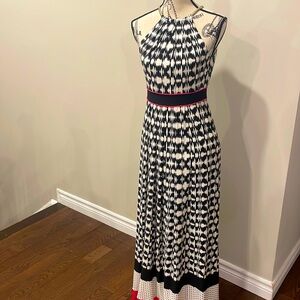 BEAUTIFUL MAXI DRESS